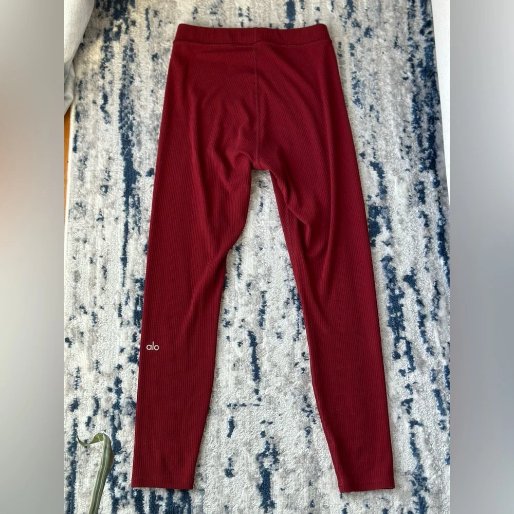 ALO Yoga Ribbed Leggings in Deep Red